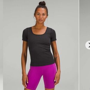 lululemon athletica Black Ebb to Street Short Sleeve Shirt